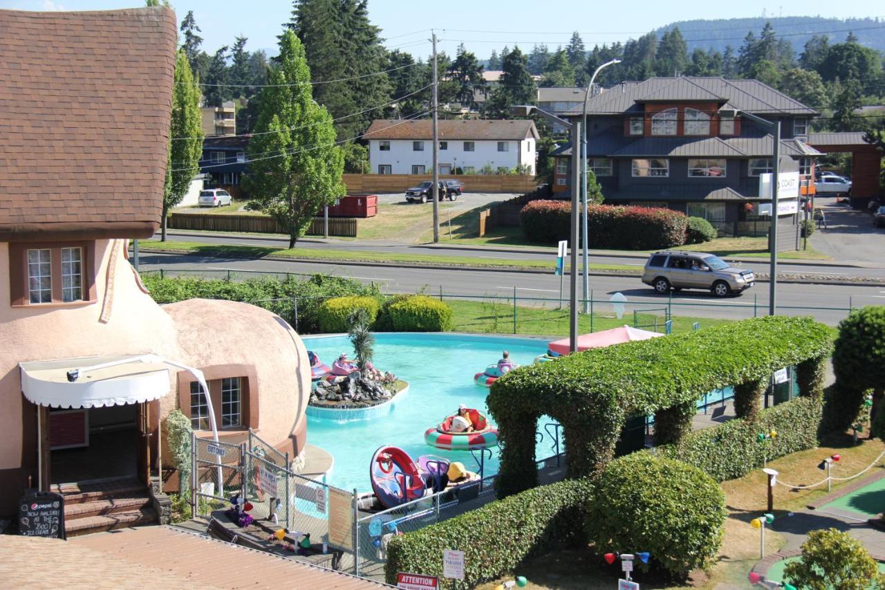 Sea Edge Motel Parksville Exterior photo